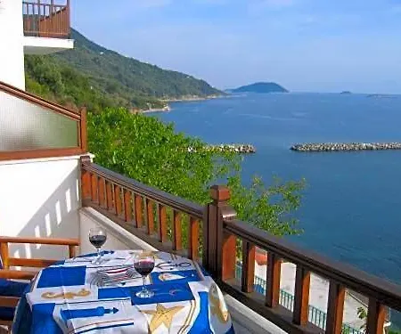 Selenunda Hotel