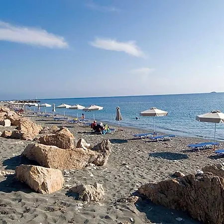 Selenunda Hotel Glossa